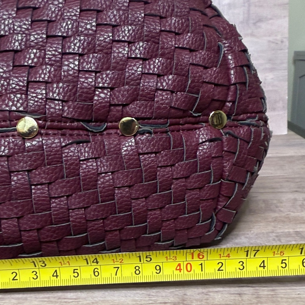 Deux Lux Burgundy Woven Hobo Bag - Picture 6 of 9